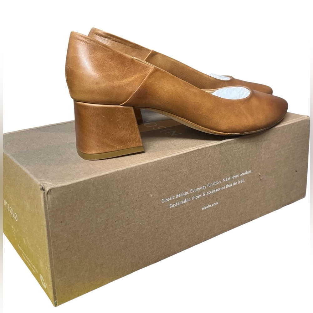 Nisolo Tan Block Heel Pumps - Picture 8 of 12